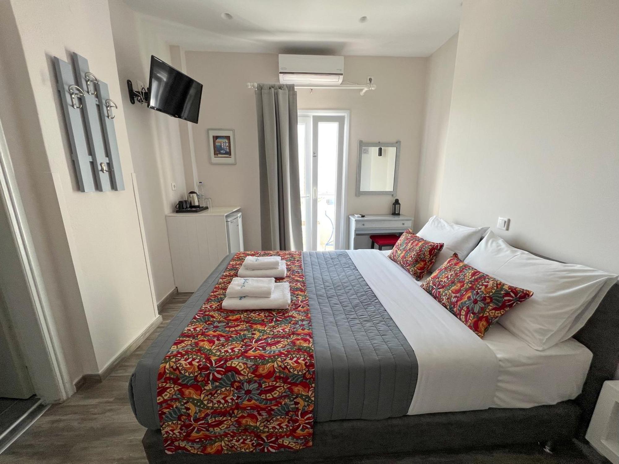 Unique Galini Oia - Adults Only Apart otel Dış mekan fotoğraf