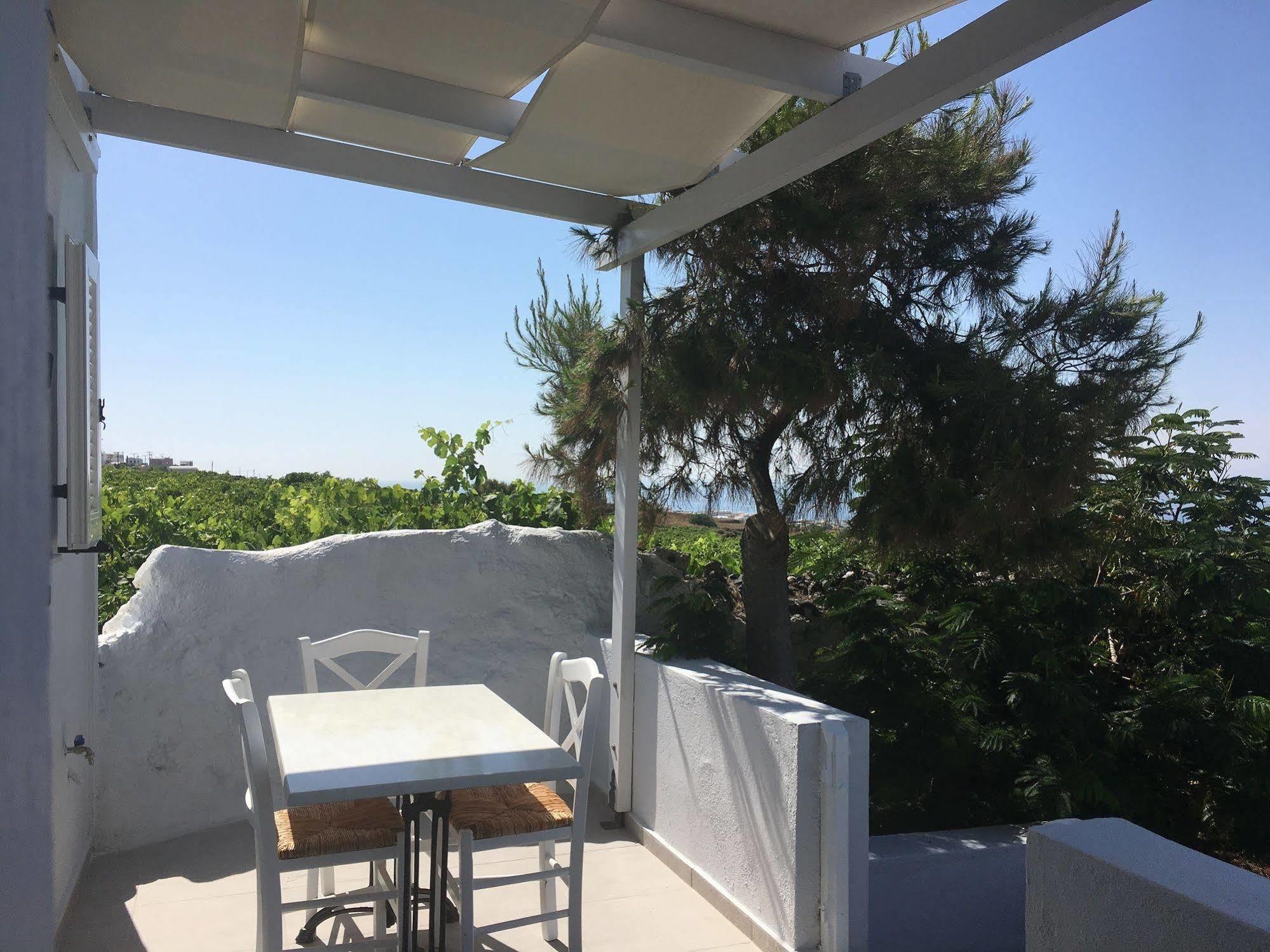 Unique Galini Oia - Adults Only Apart otel Dış mekan fotoğraf