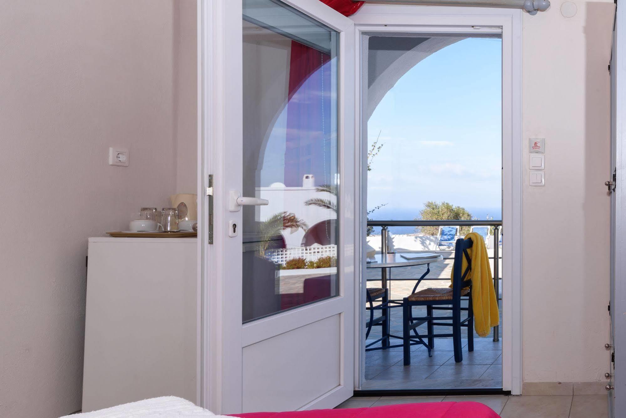 Unique Galini Oia - Adults Only Apart otel Dış mekan fotoğraf